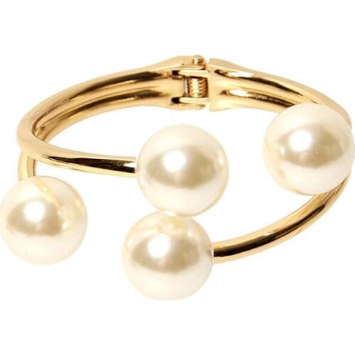 Fashion OL Style Pearls Cuff Bracelets Charm Alloy Bracelets Bangles For Women Jewelry Accessories Golden Jewelry Wholesale Gift