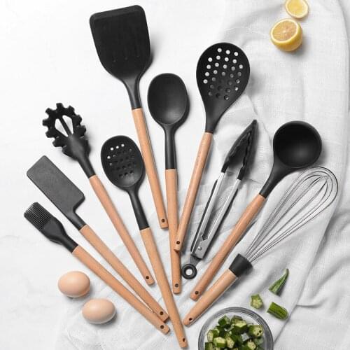 Food Grade Silicone Cooking Tools Kitchen Necessary Non-Stick Dessert Kitchenware Egg Beaters Oil Brush Spoon Cookware Accessory