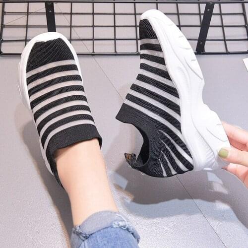 Female Flat Casual Shoes Breathable Mesh Surface Flying Woven Shoes Net Shoes Student Lazy Socks Shoes Zapatillas Mujer C2-01