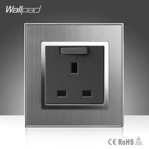 High Quality Wallpad 13A UK Switched Socket Luxury Stainess Stell 86 Size 13A UK Standard Wall Socket and Switch CE BS Approved