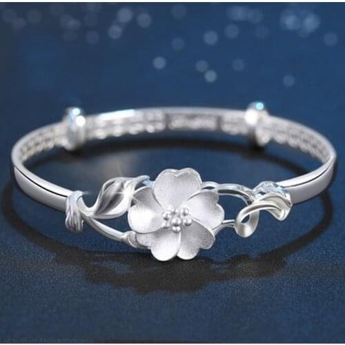 Vintage Elegant All-match Frosted Flower Hollow 925 Silver Ladies Vera Bracelet Party Gift Jewelry Wholesale