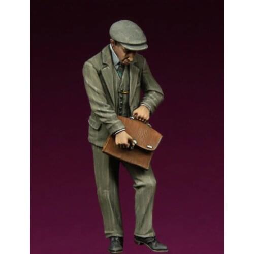 [tuskmodel] 1 35 scale resin model figures kit WW2 European Civilians found