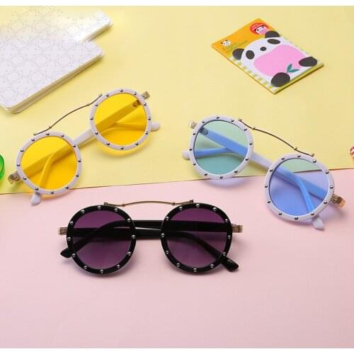 Brand designer children sunglasses baby girls&boys Round Rivets sun glasses 3-8 years Kids eyewear UV400 Factory Wholesale n306