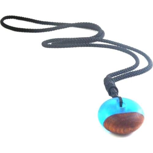 Retro fashionable circular energy Necklace crafts, high-end hand-made, solid wood resin matching, rope chain jewelry pendant