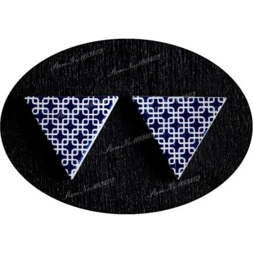 15 x 17mm Triangle Wood Laser Cut Cabochon beads to make DIY Rings, Earrings, Brooch, Necklace pendant