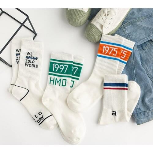 Men Women Cotton Socks Fashion Letter Number Stripe Harajuku Sock Street Hipster Sports Skateboard Couple Socks White Divertidas