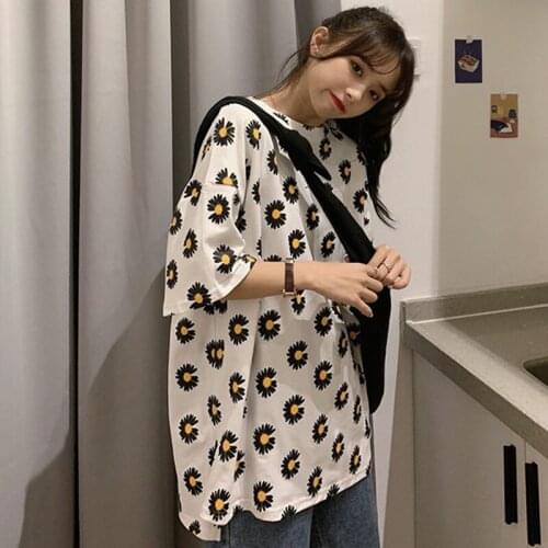 Fashion Summer Women T Shirt Daisy Flower Short Sleeve O-neck Funny T-shirt Casual Tee Shirt Streetwear Plus Size Loose Clothes