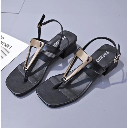 Female Shoes New Fashion Womens Sandals 2021 Summer Buckle Strap Beach Shoes Women Clip Toe Square Heels Outdoor Sandals