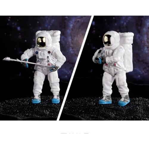 Resin Kit 1/18 Space Astronaut Decoration Model Hand-Made Computer Case Desktop Articulated Doll Toy Gift for Children Figure