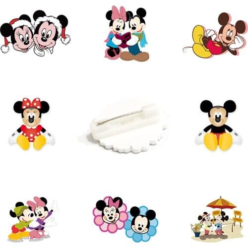 Disney Cute Funny Couple Brooch Jewelry Fashion Icon Acrylic Badge Mickey Minnie Resin Brooch Children Brooch Couple Brooch