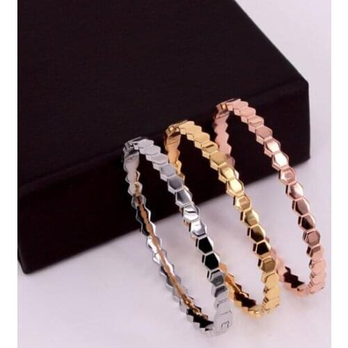 New Style 4mm Rhombic-shaped Honeycomb Gold Cuff Bangle Bracelet Stainless Steel Women Bangle For Woman Fashion Jewelry Gift