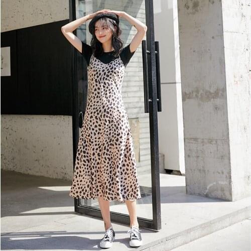 Spring and summer dress women dress 2019 new Spring Fashion elegant vintage sexy v collar leopard suspender long ladies dress