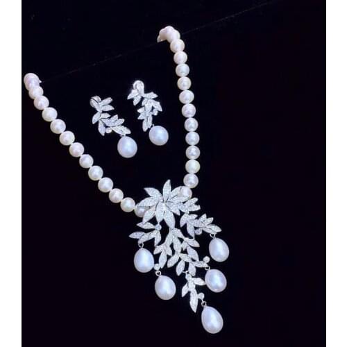 19" White Round Pearl Necklace Sea Shell Pearl CZ Pendant and Match Earring Set