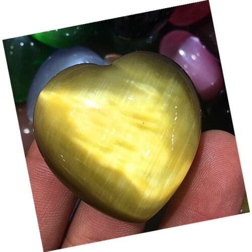 AAA+ Europe sells the best gift of cats eye crystal heart for girlfriend