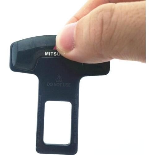 2pcs/lot quality zinc alloy car seat belt clip safety belt plug for Mitsubishi ASX Lancer 10 Pajero Outlander l200 accessories