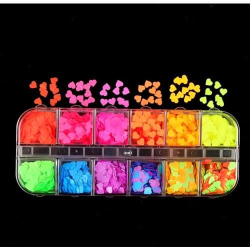 Valentines Day Love Heart Sequins For Nail Design Fluorescence Sparkly Glitter Flakes Slice Nail Art Decorations French Manicure
