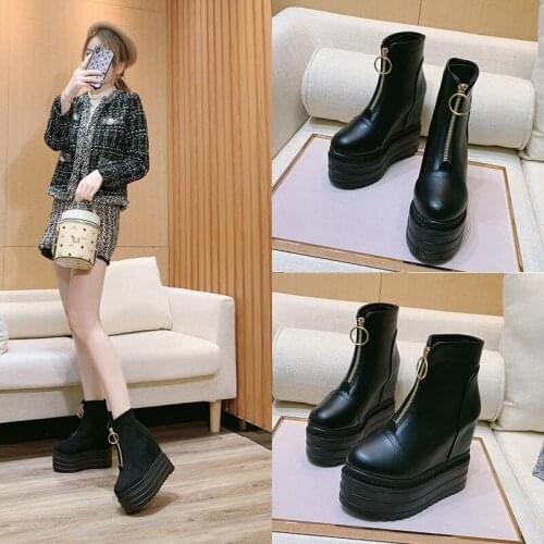 LTARTA 2021 Winter Plus Velvet Fashion Short Boots Increase 14cm Wedge Heel Womens Boots Thick-soled Zipper Ankle Boots ZYW