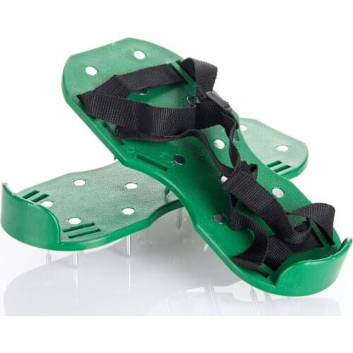 Self-leveling spikes Anti-skid spikes