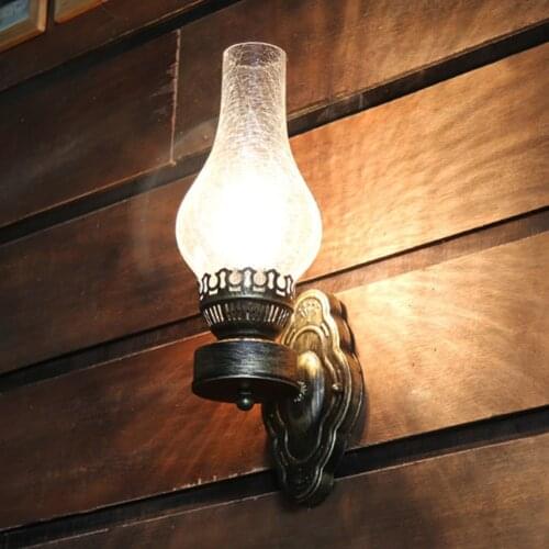 Vintage Wrought Iron Wall Lamp, Nostalgic Glass Kerosene Lantern Wall Light, Horse Lamp Bedside Restaurant Hotel Wall Sconce