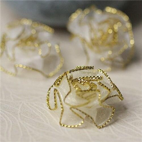 5Pcs/Lot 3D Gold Flower Patch Applique For DIY Dolls Clothing Wedding Dress Sewing On Chiffon Lace Patches Appliques Nice