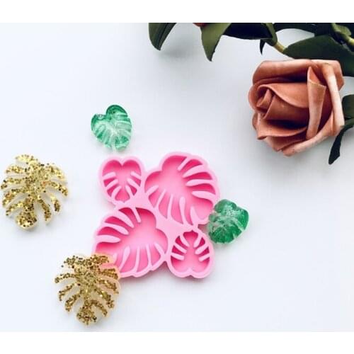 Monstera Leaves Ear Studs Silicone Mold is Suitable for Resin Epoxy Resin Diy Craft Pendant Earrings Jewelry Making