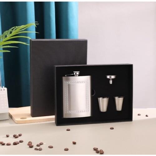 8OZ Hip Flask MINI Liquor Bottle Gift Box Stainless Steel Wine Pot Bronze Surface Portable Whiskey Bottle Birthday Gift