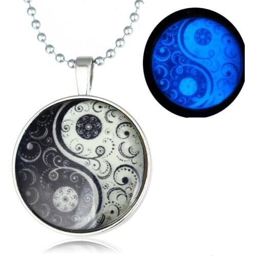 Glow Glass Necklace Jewelry Glowing Necklaces For Women Men New Glow In The Dark Necklace Yin Yang witchcraft Pendants