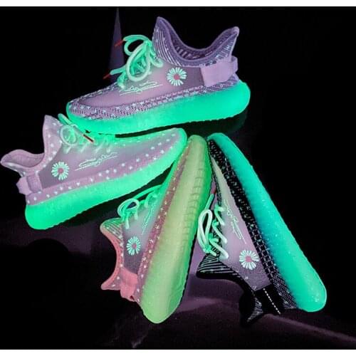 Nice Summer Luminous Fluorescence Girl Student Casual Sports Run Shoes Breathable Casual woman shoes Party Dance Little Zou Ju