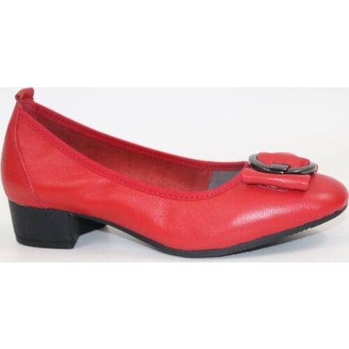 The new factory direct sales in the first layer of leather shoes are comfortable with bow all-match High heel women shoes