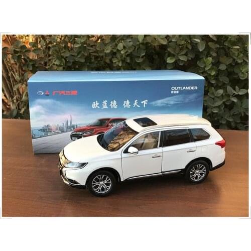 Scale 1/18 For 2017 Mitsubishi OUTLANDER SUV Diecast Car Model Kids Boy Gifts Collection Ornament Red/White Metal,Plastic,Rubber