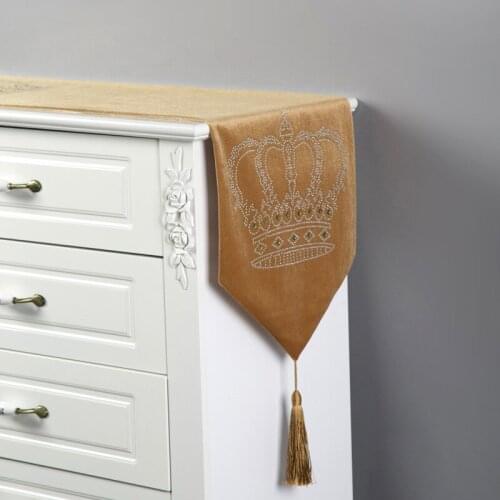 1pc 10 Colors Crown Table Runner Deco Table Cover Dustproof Cabinet Cover Diamonds Ironing Tech 32x180/200cm Without Placemat