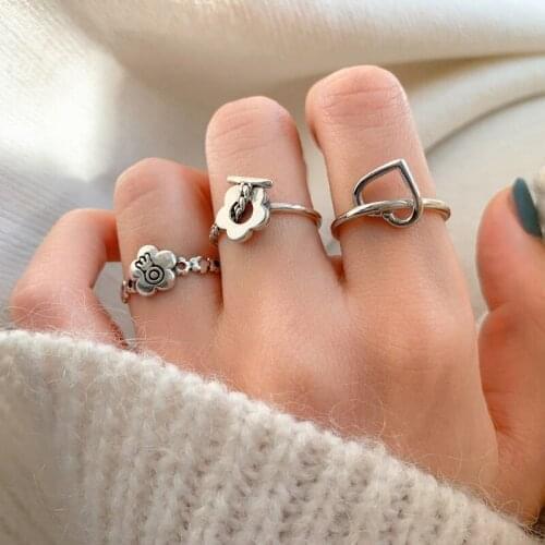 Todorova Hollow Heart-shaped Opening Adjustable Ring For Women Peach Heart Flower Ring Fashion Nuckle Ring