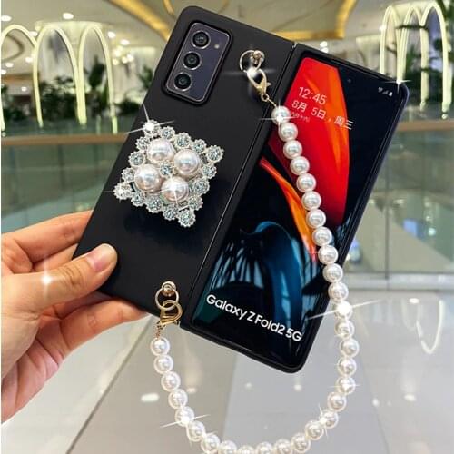 Franch Style Conque For Samsung Galaxy Z Fold 2 3 W21 5G Bling Diamond Rhinestone Stand Holder Case Cover With Pearl Hand Chain