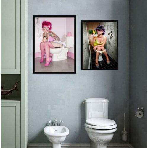 Toilet Decor Poster Sexy Lady Canvas Prints Bar Girl Smoking and Drinking Bathroom Interior Picture Black and White Painting