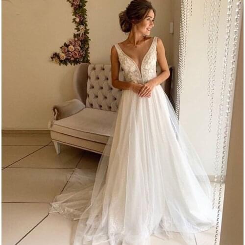 Sexy V Neck Princess Wedding Dresses 2021 Lace Sleeveless Bride Dress Custom Made Wedding Gowns Plus Size