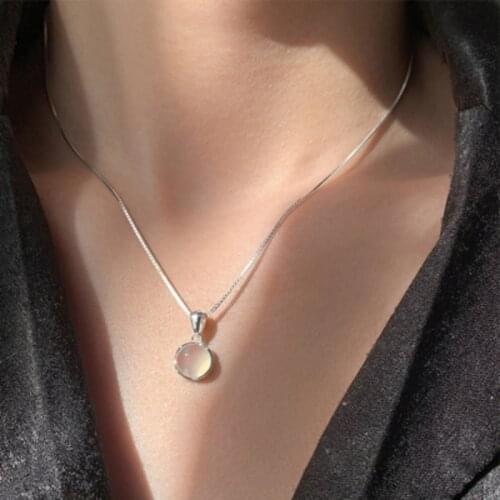 2021 Fashion Natural Stone Pedndant Necklace White Opal Round Neck Link Minimalism Choker Fashion Women Gift Jewelry