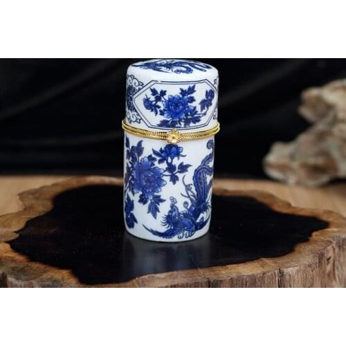 Small Natural Ceramic Chinese Decorative Jewelry Gift Box Coin Purse Storage Case Blue and White Porcelain Toothpick Holder