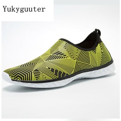 Man Aqua Shoes Ultra-light Quick-drying Beach Water River Walking 2019 Summer Women Flats Breathable Flotillas Outdoor Hiking