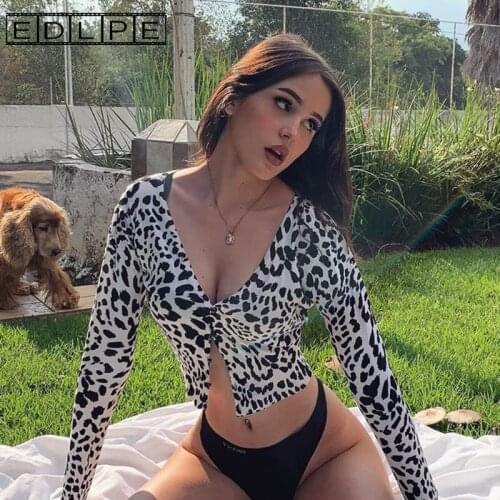 Buckle V-neck Knit Female Sexy Slim Joker Long-sleeved T-shirt Top Tide Aesthetic Clothes Y2k Fashion Cute Unif T Shirt Women