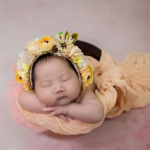 Newborn baby girl Flower bonnet Baby Floral hat photography props Knit baby girl bonnet hat photo props