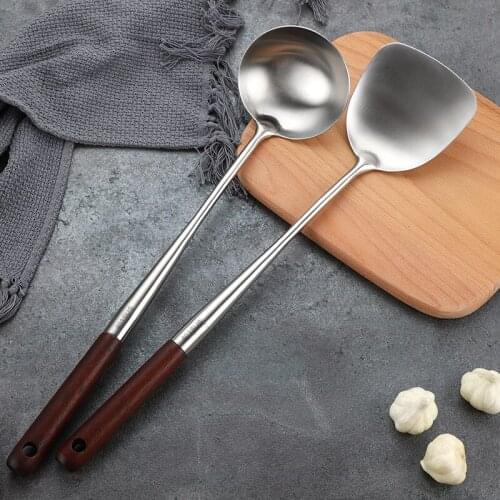 304 Stainless Steel Shovel Dedicated for Chefs Cooking Spoon Household Thick Spatula Set Wooden Handle Soup Spoon and Strainer