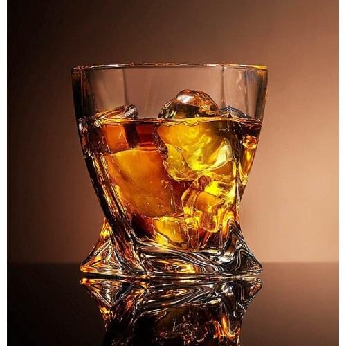 Creative lead-free glass whisky glass twisted water glass milk glass wine drink glass beer glass juice glass water bottle