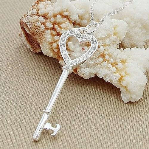 Wholesale Price 925 Sterling Silver Zircon Heart Key Pendant Necklaces for Woman Wedding Fine Jewelry