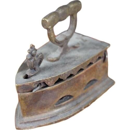 Antique, miscellaneous, old copper pieces, old objects, charcoal and ironing. Free Delivery