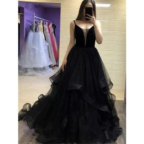 Robe De Mariee Black Ball Gown wedding Dresses Ruffles Spaghetti Straps Womens wedding gown Tulle Bridal Gown vestido de noiva