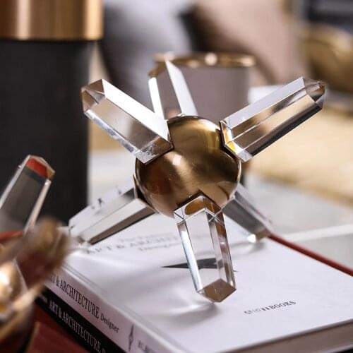 Modern Geometric Polygon Gold Metal Crystal Ball Figurines Home Art Crafts Room Decor Objects esculturas decorativas para casa