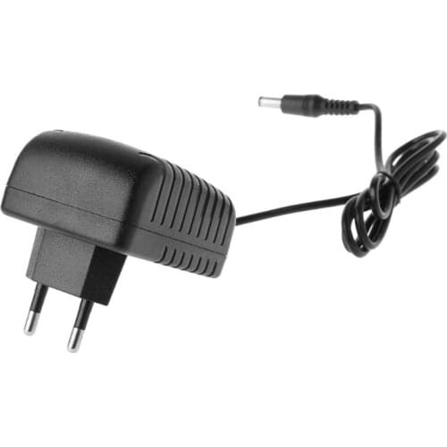 EU /US Plug 12.6V 2A 18650 Lithium Battery Charger DC 5.5MM x 2.1MM Portable Charger Constant Current Voltage