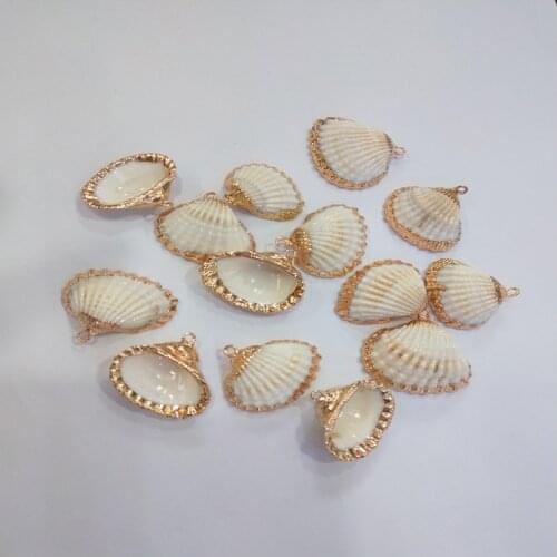 2020 Fashion Natural Shell Pendants Charms Necklace Pendant for Handmade Jewelry Making DIY Accessories Fit Necklaces