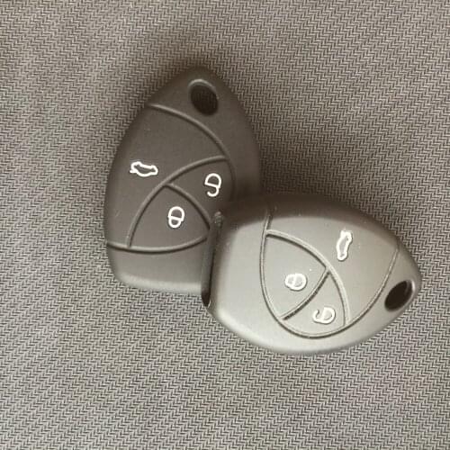 Car Key Fob Cover for Toyota Silicone Rubber Case Vios Hilux Innova Lama 3 Button Remote