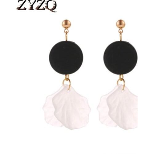 ZYZQ New Trendy Earrings For Women Korean&Japan Stylish Sweet Flower Petal Pendant Dating Accessories Earring Wholesale Lots
